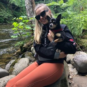 Meet your Posher, Anna